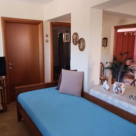 Agistri Sophia'S Apartment Skala  Ngoại thất bức ảnh